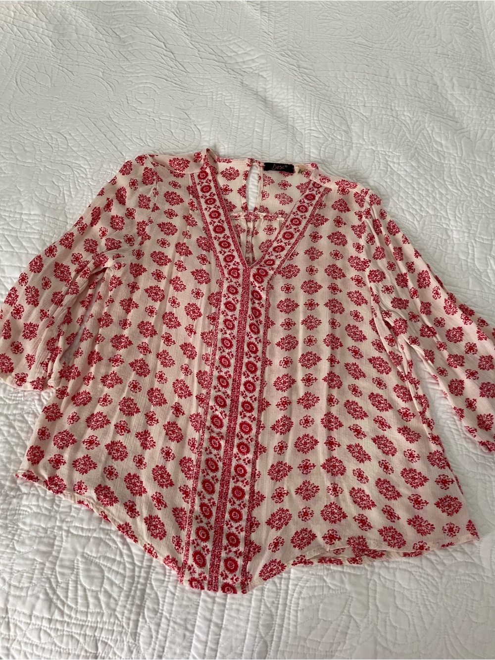 Dex Red Floral Tunic Top on Cream